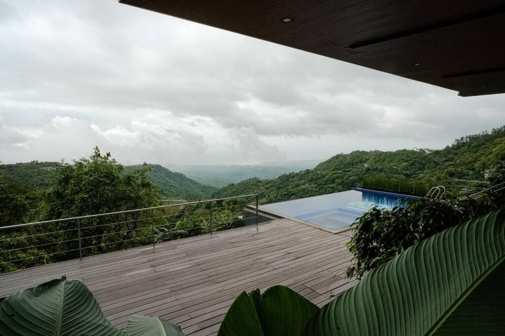 Ikigai Luxury Nature Lounge W/ Mountain View Villa Balamban Esterno foto